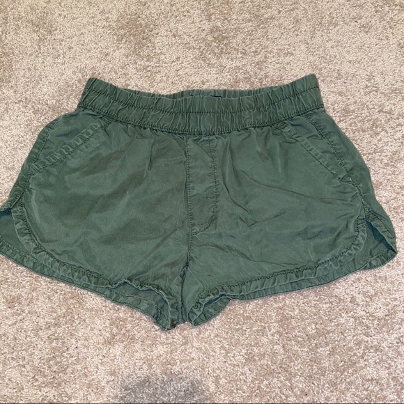 American Eagle Outfitters Pants - NWOT American Eagle Army Green Shorts